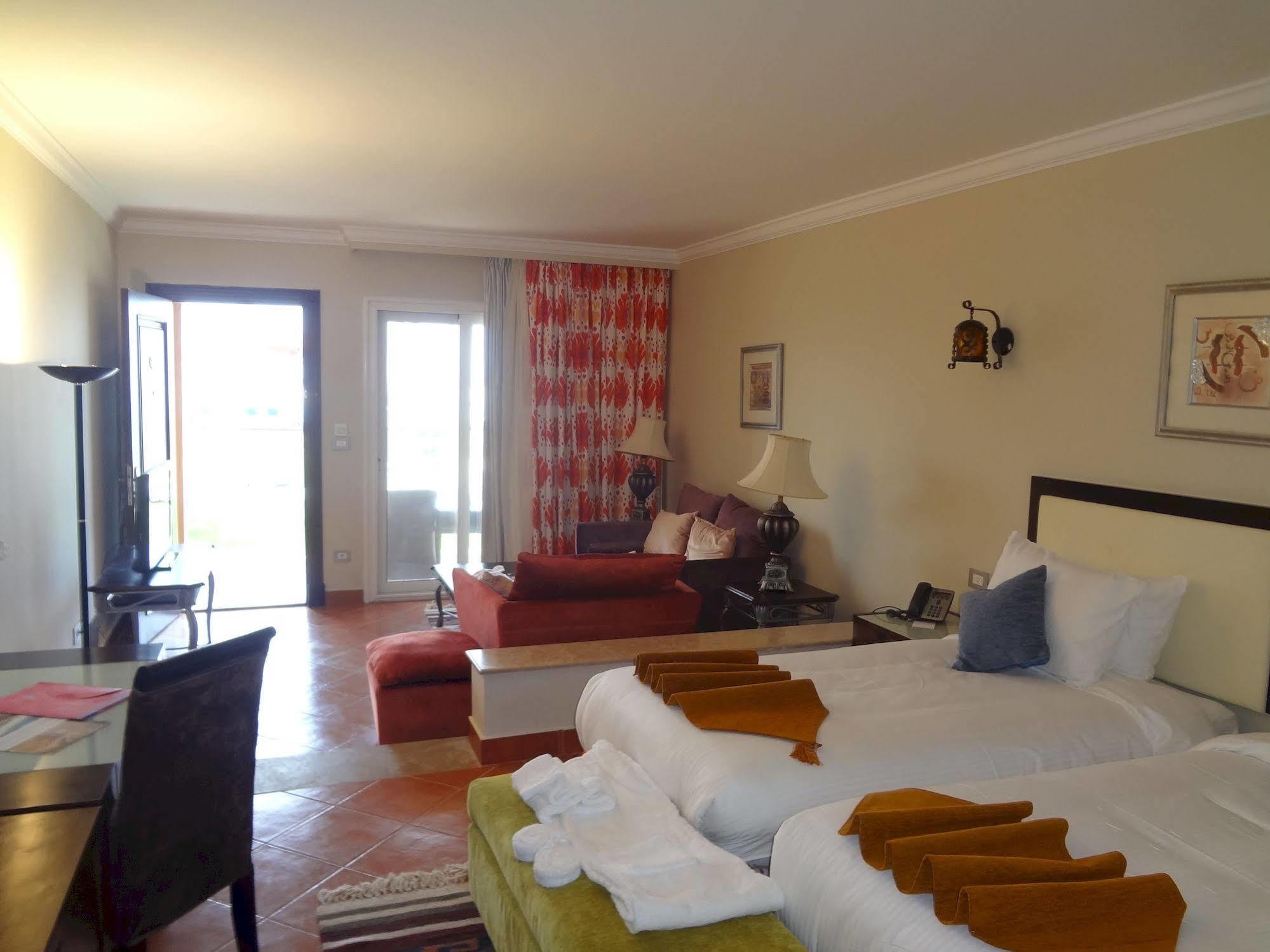 Porto Matrouh Beach Resort Mersa Matruh Dış mekan fotoğraf