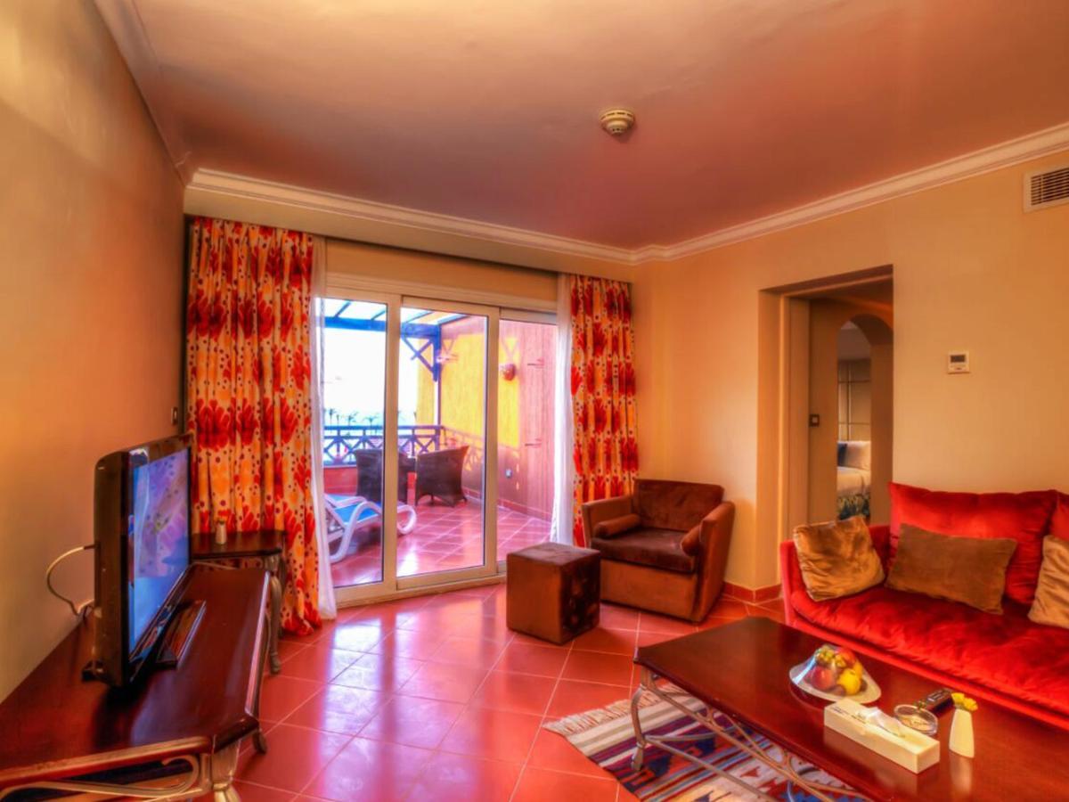 Porto Matrouh Beach Resort Mersa Matruh Oda fotoğraf